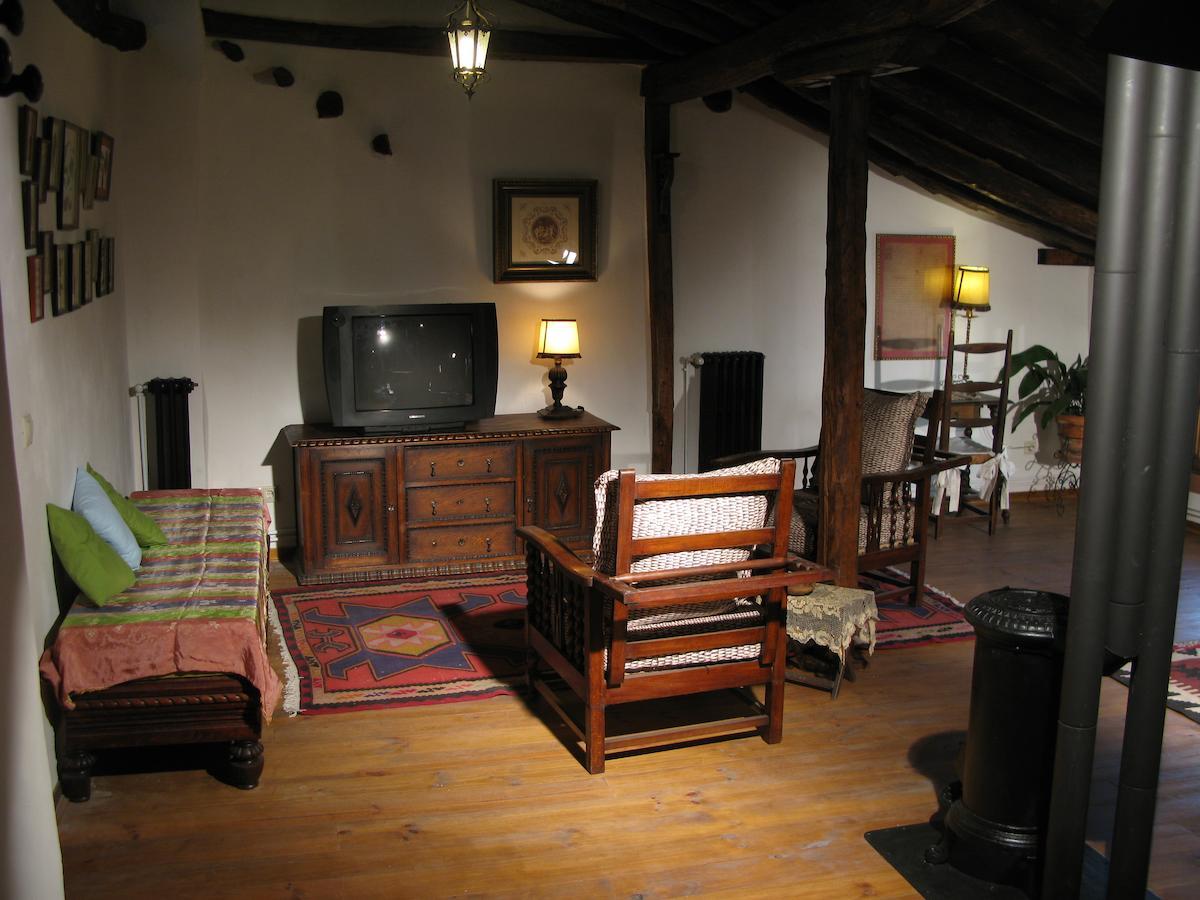 La Carpinteria Casa Rural Romanones Exteriör bild