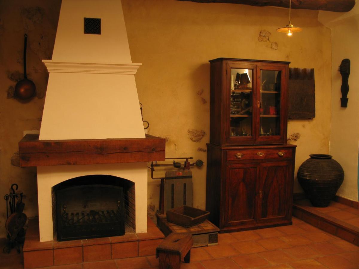 La Carpinteria Casa Rural Romanones Exteriör bild